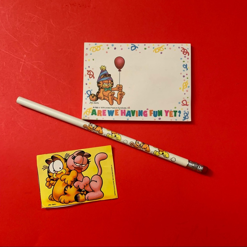 Vintage Garfield Sticky notepad, pencil & sticker
